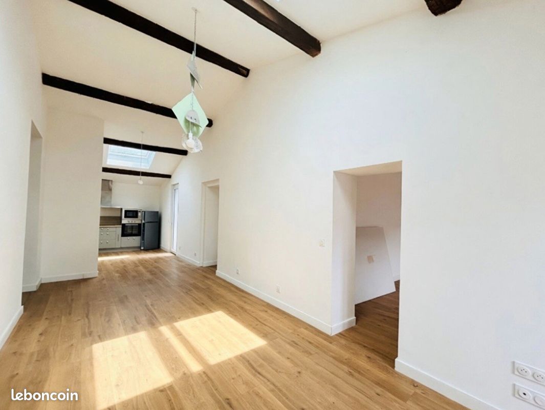 Appartement 3 pièces 66 m² · à Sète · 66 m² · 1 050 €/mois