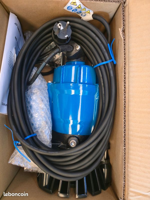 Pompe submeserible tsurumi HSA2.4S-52 avec flotteur (image 1)