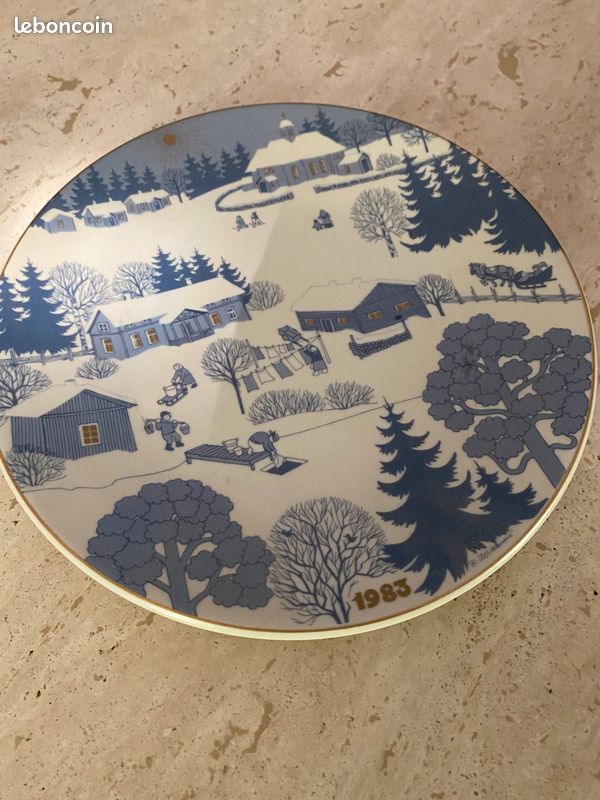 4 assiettes datées Raija Uosikkinen pour Arabia (image 6)