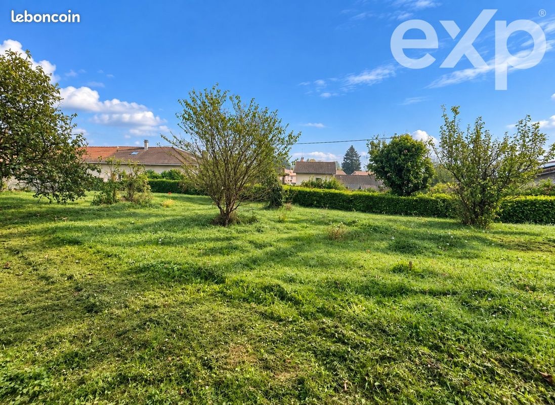Terrain 526 m² · à Oytier-Saint-Oblas · 526 m² · 139 000 €
