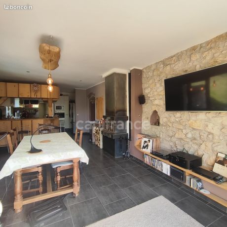 Maison 11 pièces 290 m²