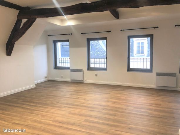 Appartement 2 pièces 64 m²