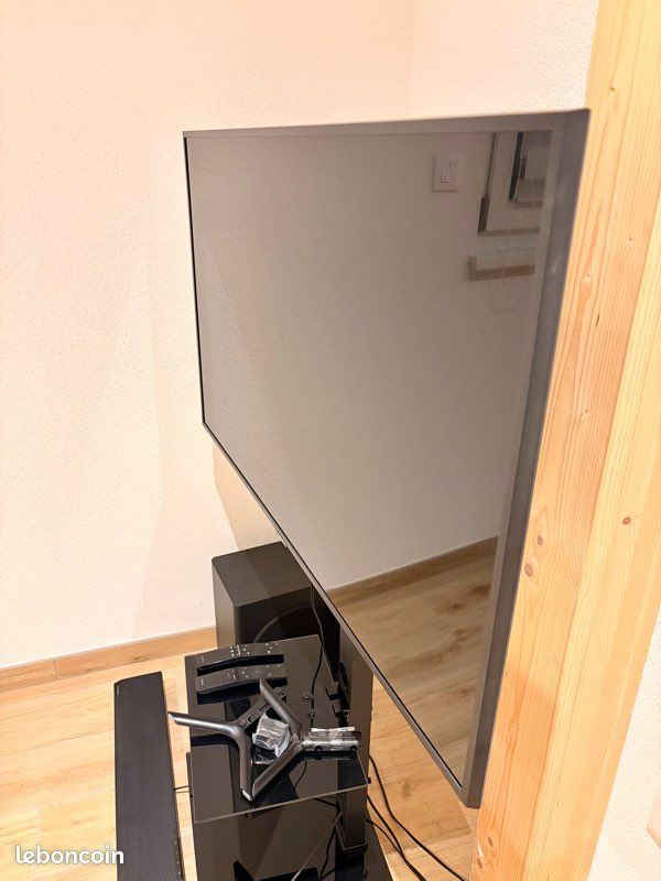 Pack Samsung TV + barre/caisson + support (image 2)