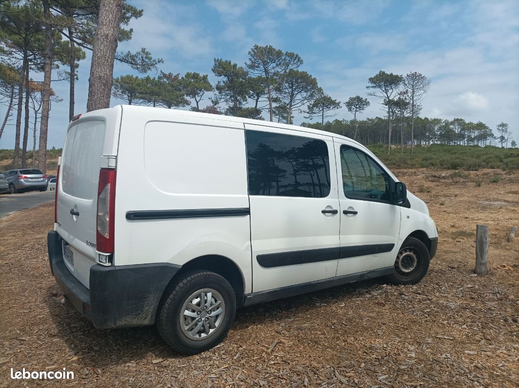 Peugeot expert aménagé van (image 1)
