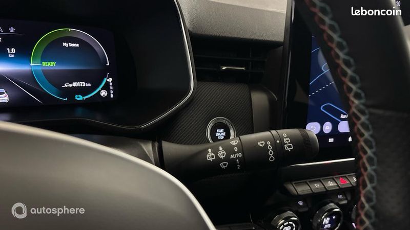 Renault Clio 1.6 E-Tech 145ch full hybrid esprit Alpine (image 24)