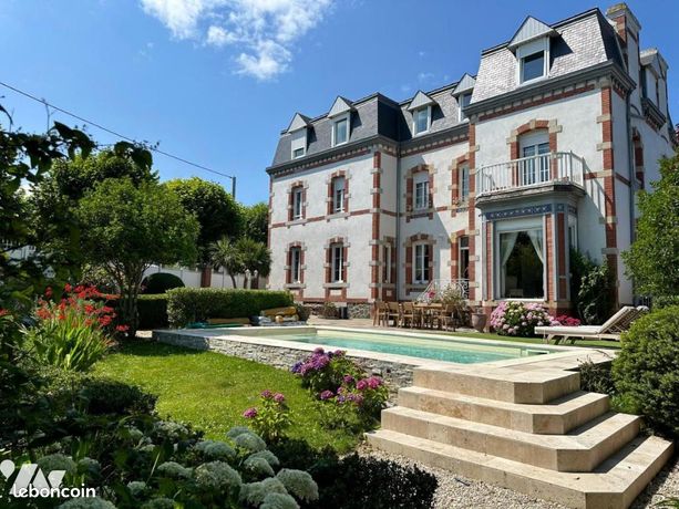 Maison 18 pièces 430 m²