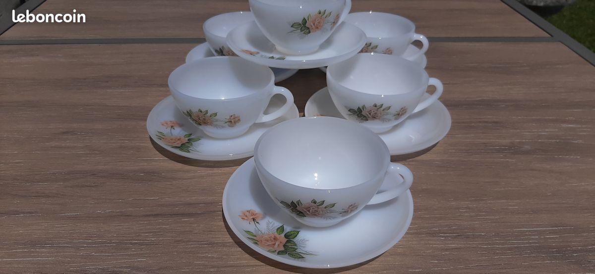 Tasses arcopal modèle rose couleur rose (image 8)
