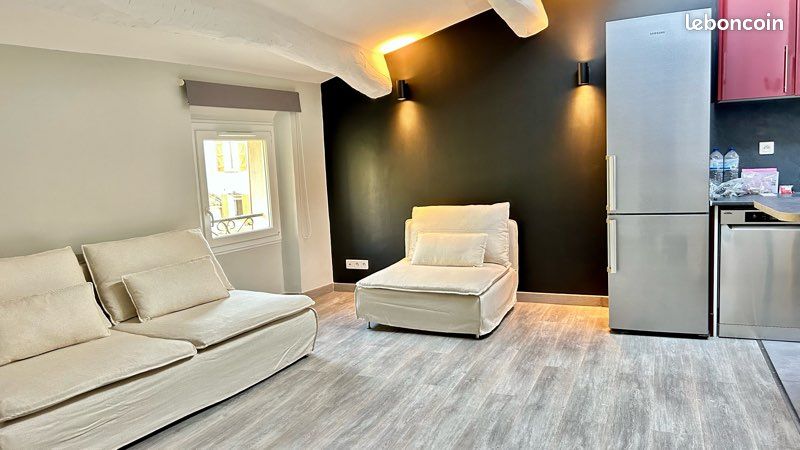 Appartement 3 pièces 62 m² · à Pierrefeu-du-Var · 62 m² · 815 €