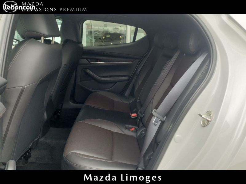 Mazda Mazda 3 2.0 e-SKYACTIV-G M-Hybrid 150ch Exclusive Line 2024 (image 12)