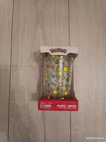Verre XXL Pikachu Effet Métal - Pokémon Collection | 40cl