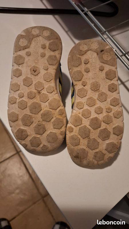 Basket ADIDAS enfant (image 2)