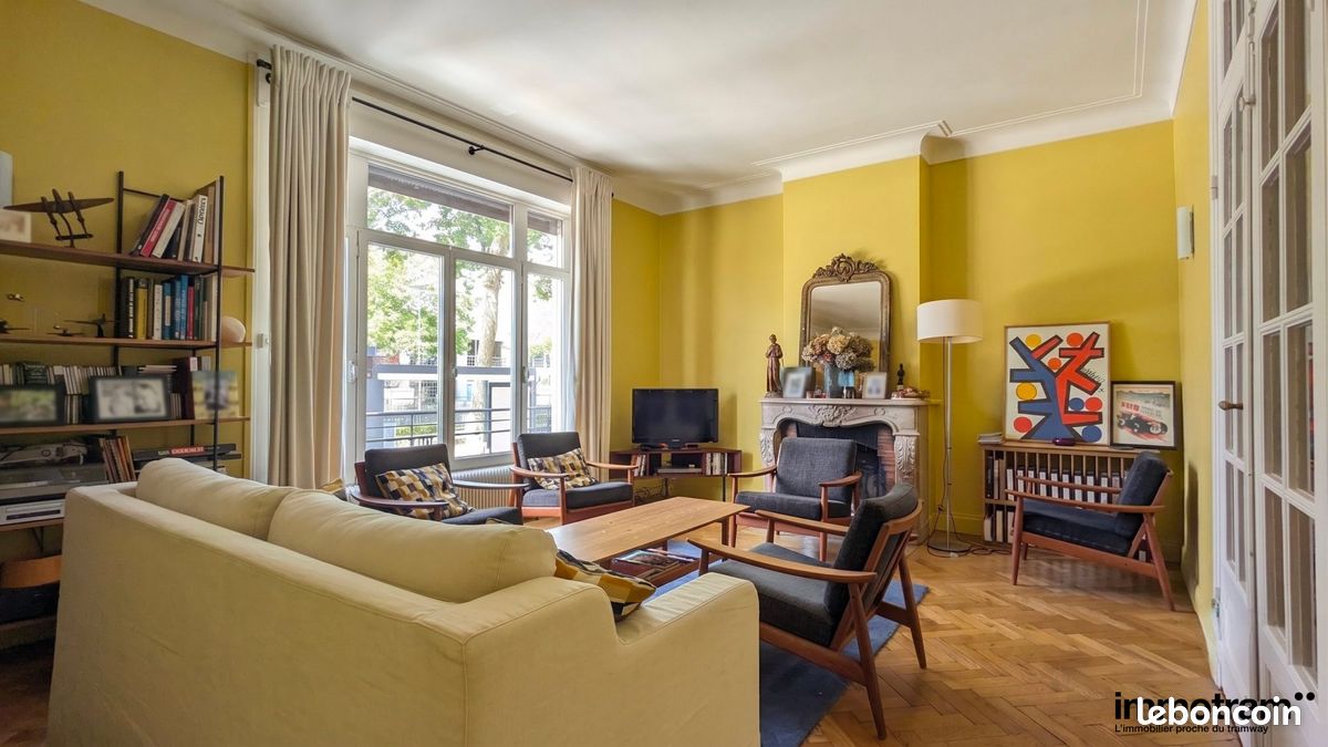 Appartement 5 pièces 131 m² · à La Madeleine · 131 m² · 525 000 €