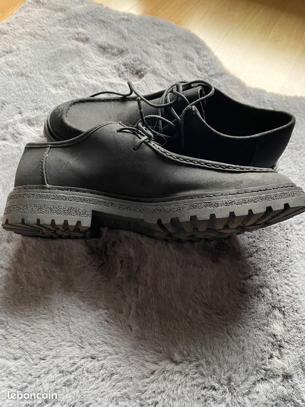 Mocassin (image 1)
