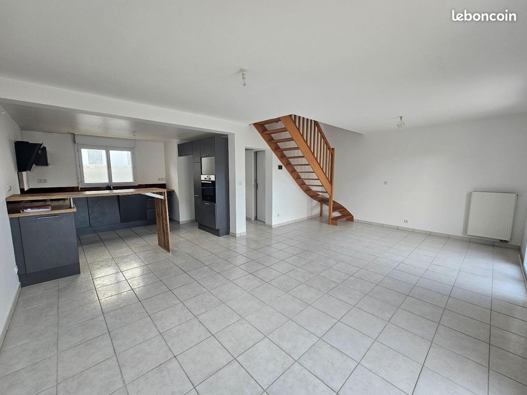 Maison 4 pièces 90 m² · à Trélazé · 89,8 m² · 1 095 €/mois