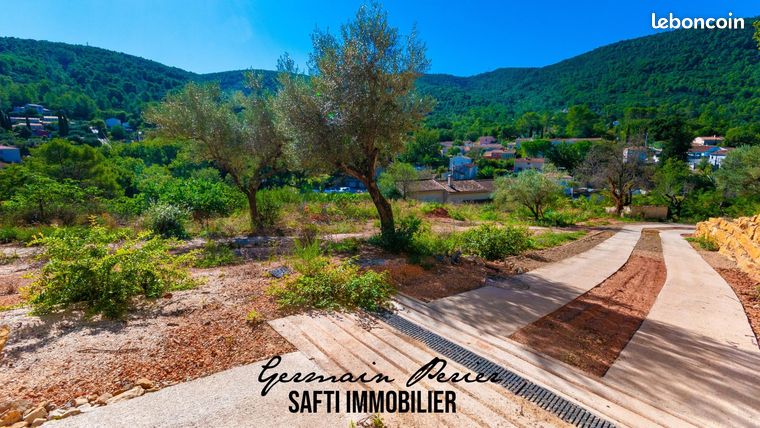 Terrain 2021 m² SOLLIES-TOUCAS