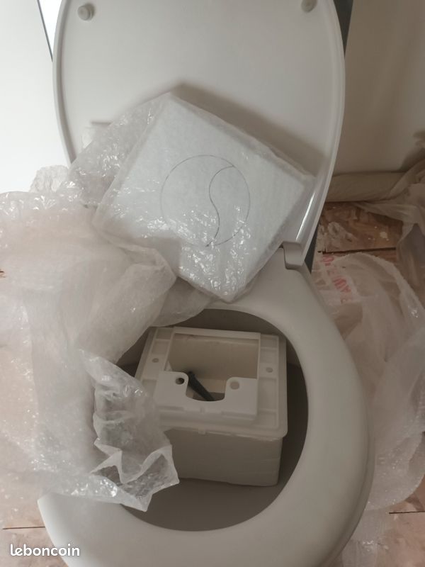 Wc suspendu (image 3)