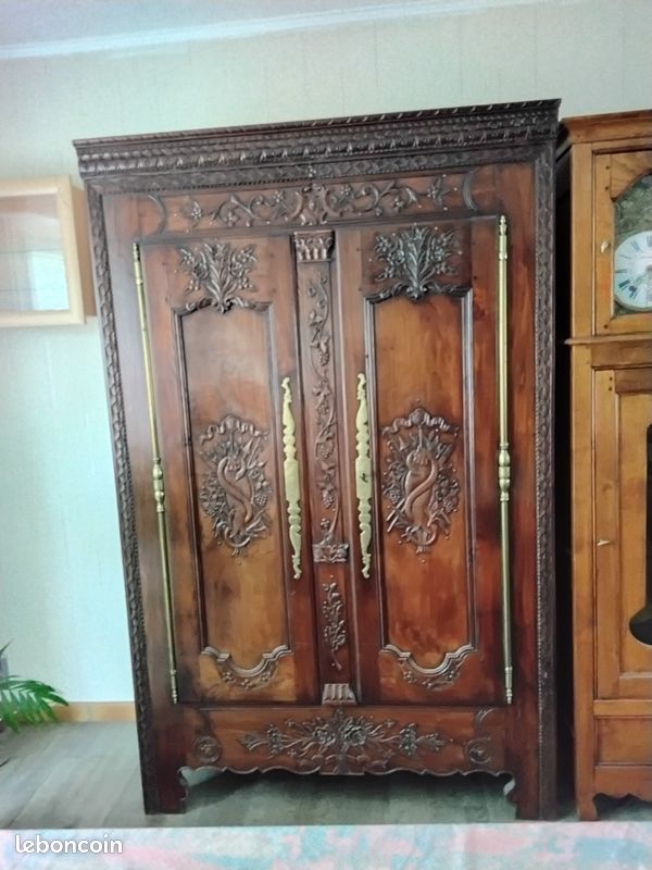 Armoire rustique (image 1)
