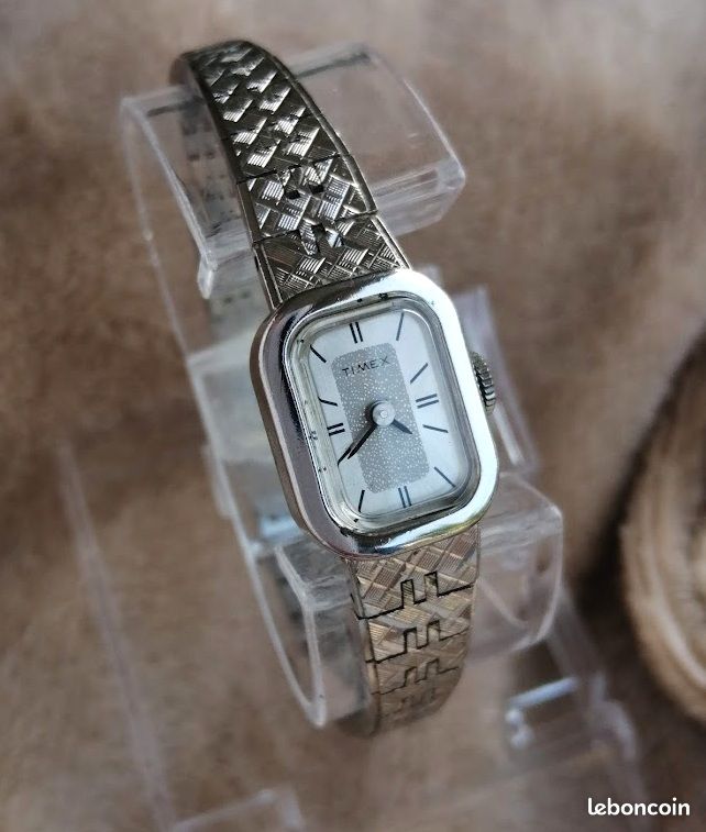 Montre-bracelet Femme Vintage Timex – Remontage Manuel, Bracelet Argent