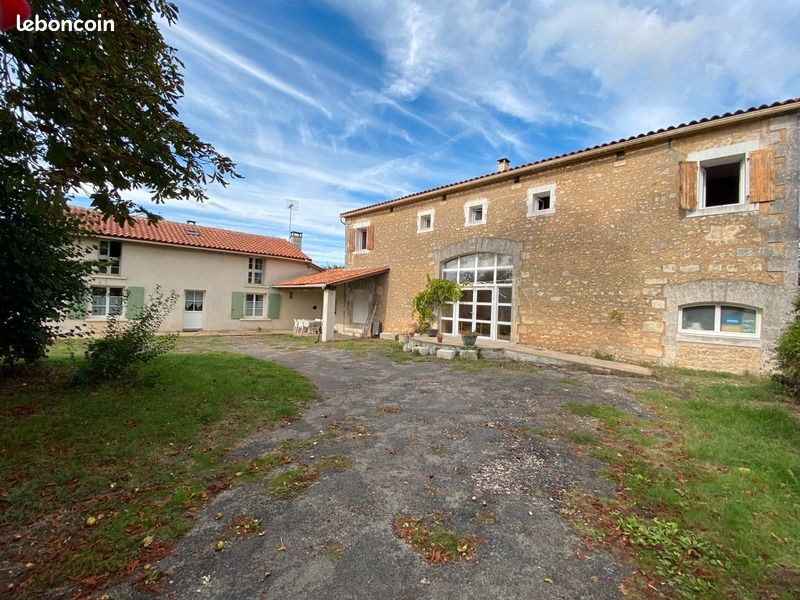 Maison 16 pièces 524 m² - Bunzac 16110 (image principale 15)