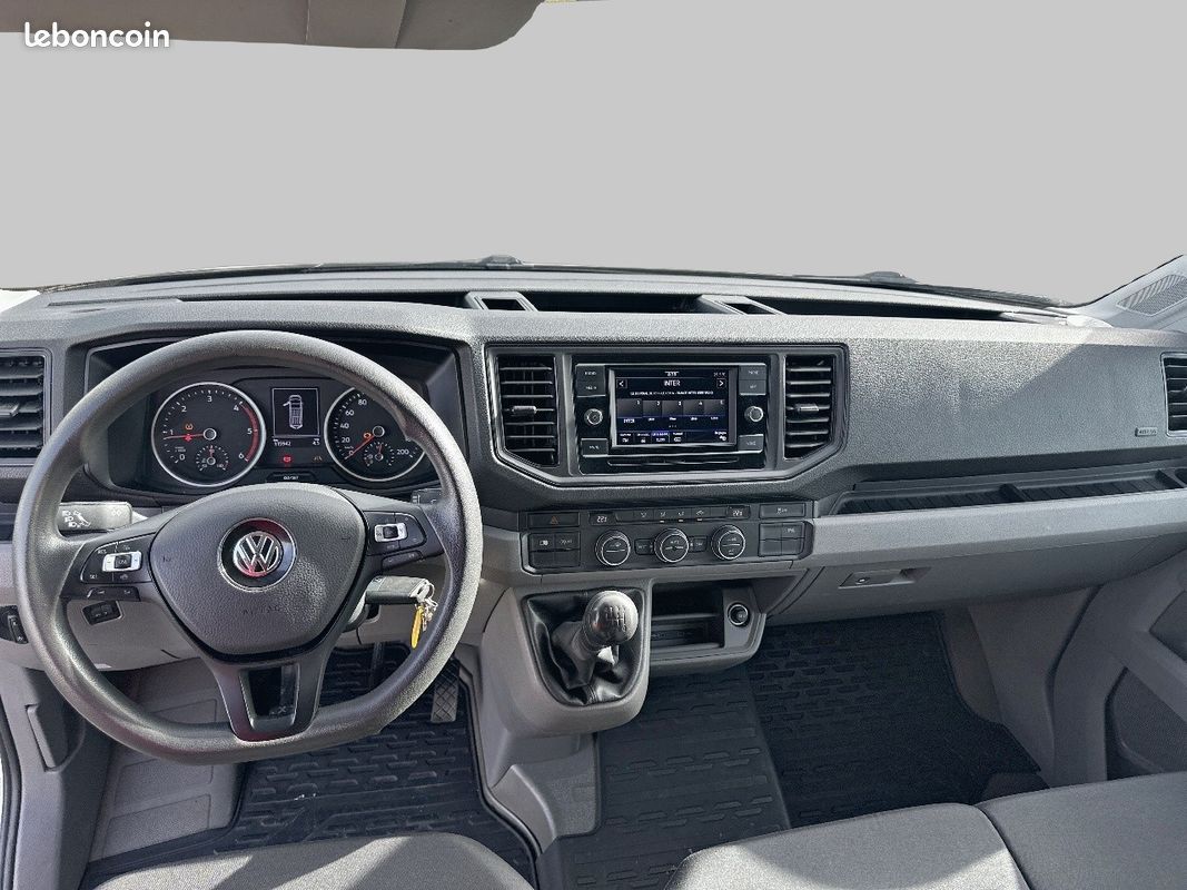 Volkswagen Crafter L3H3 (image 3)