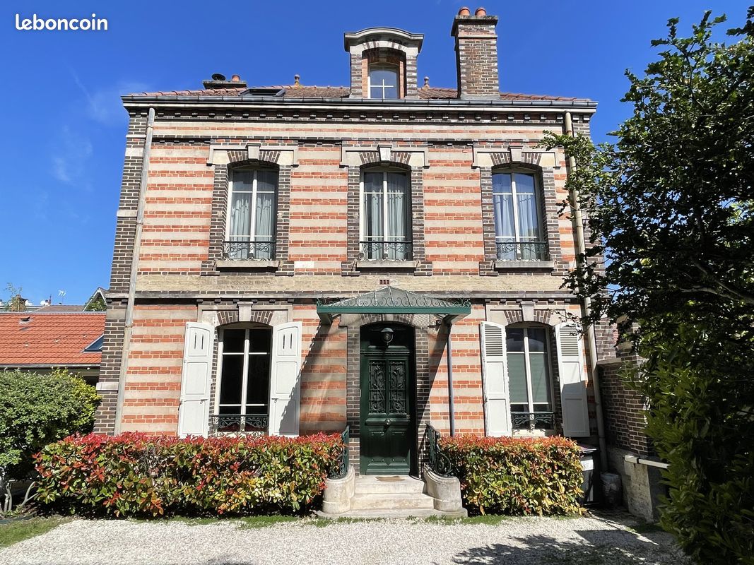 Maison 8 pièces 170 m² · à Troyes · 170 m² · 489 000 €