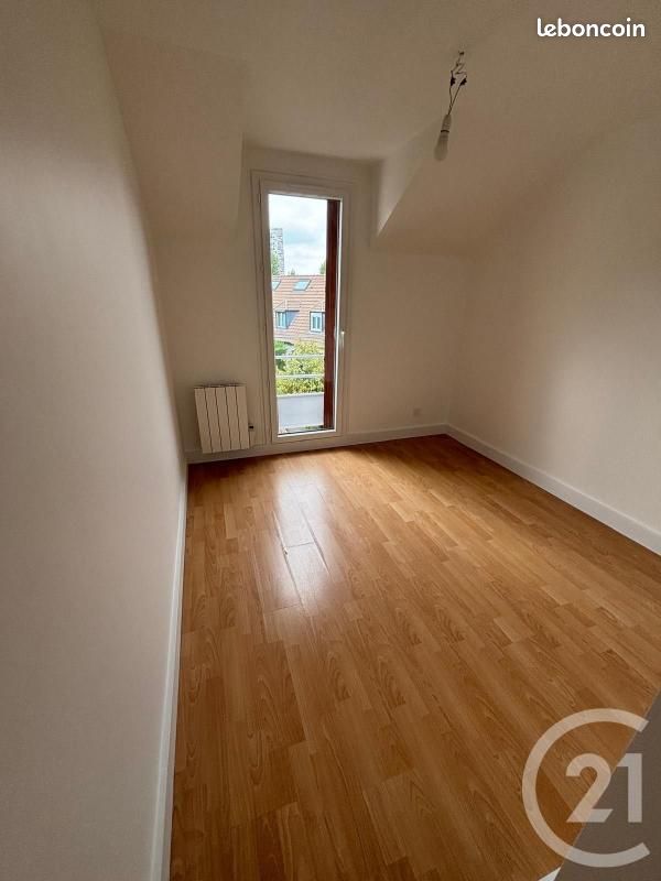 Maison a louer villeneuve-la-garenne - 4 pièce(s) - 103 m2 - Surfyn