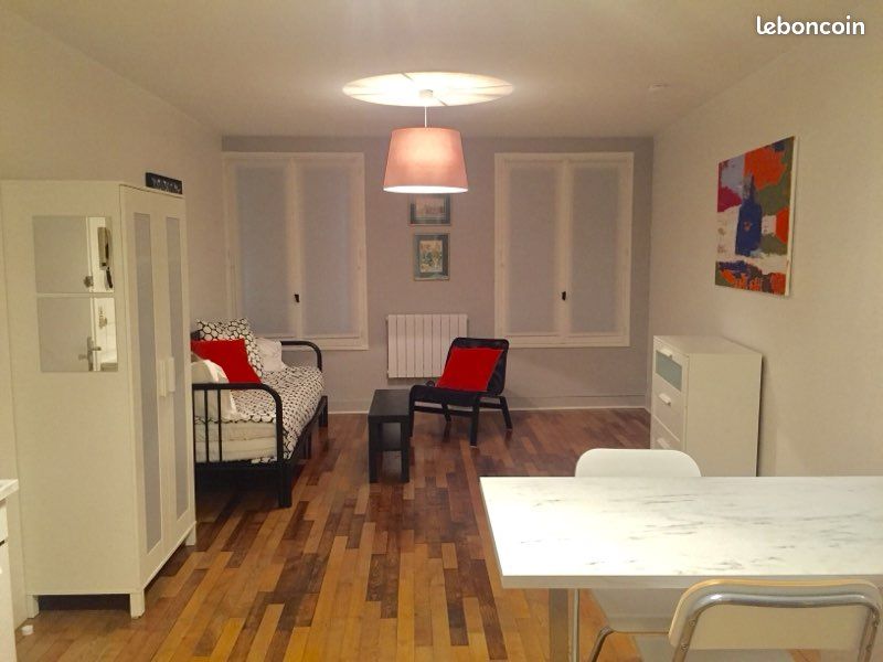 Appartement 1 pièce 34 m² · à Chinon · 34 m² · 425 €/mois