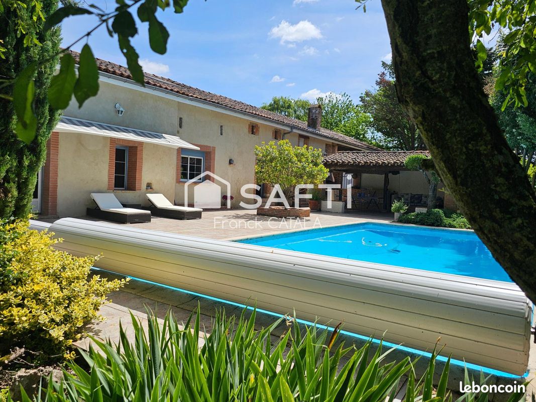 Maison 12 pièces 400 m² · à Baziège · 400 m² · 898 000 €
