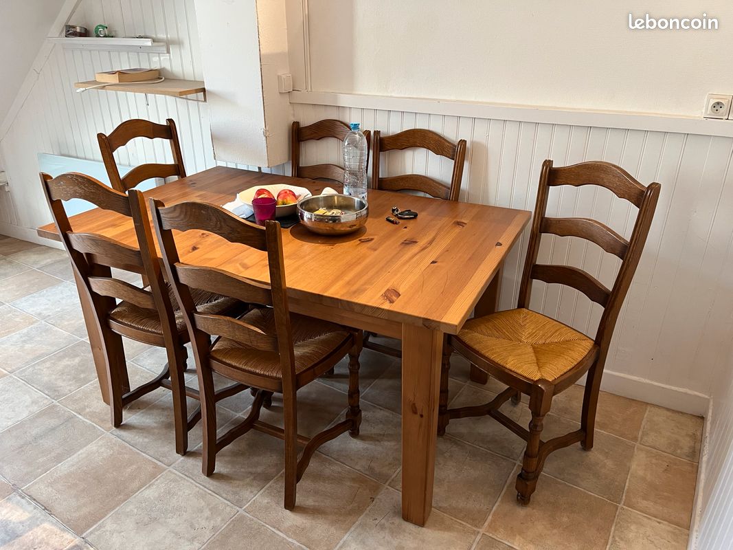 Table et 6 chaises (image 1)