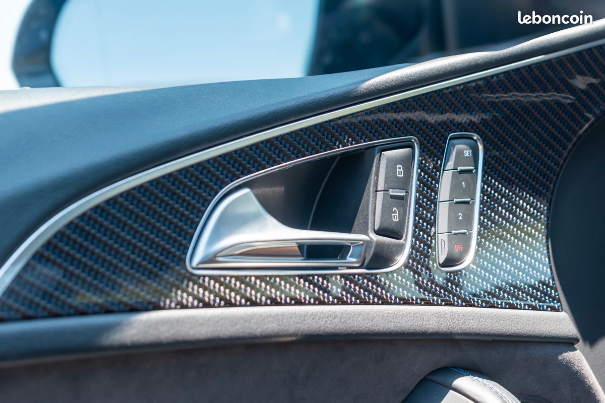 Audi RS6 C7 Performance 605 CH Pack Dynamique Plus - Bleu Ascari - Pack carbone int (image 8)