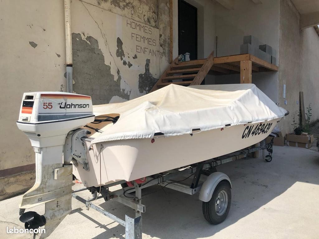 Vends bateau sans place au port (image 3)
