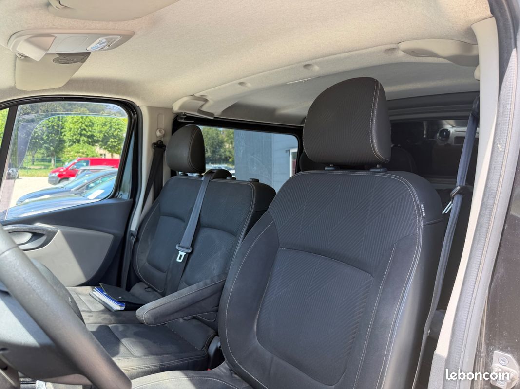 RENAULT TRAFIC CABINE APPROFONDIE L2H1 1200 KG DCI 140 CONFORT/Entretien Complet / Turbo neuf (image 7)