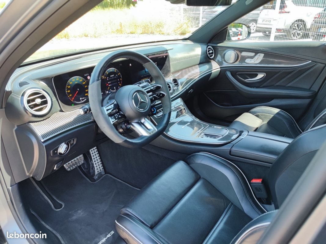 MERCEDES CLASSE E BREAK 63 S AMG Speedshift MCT AMG 4-Matic+ (image 10)