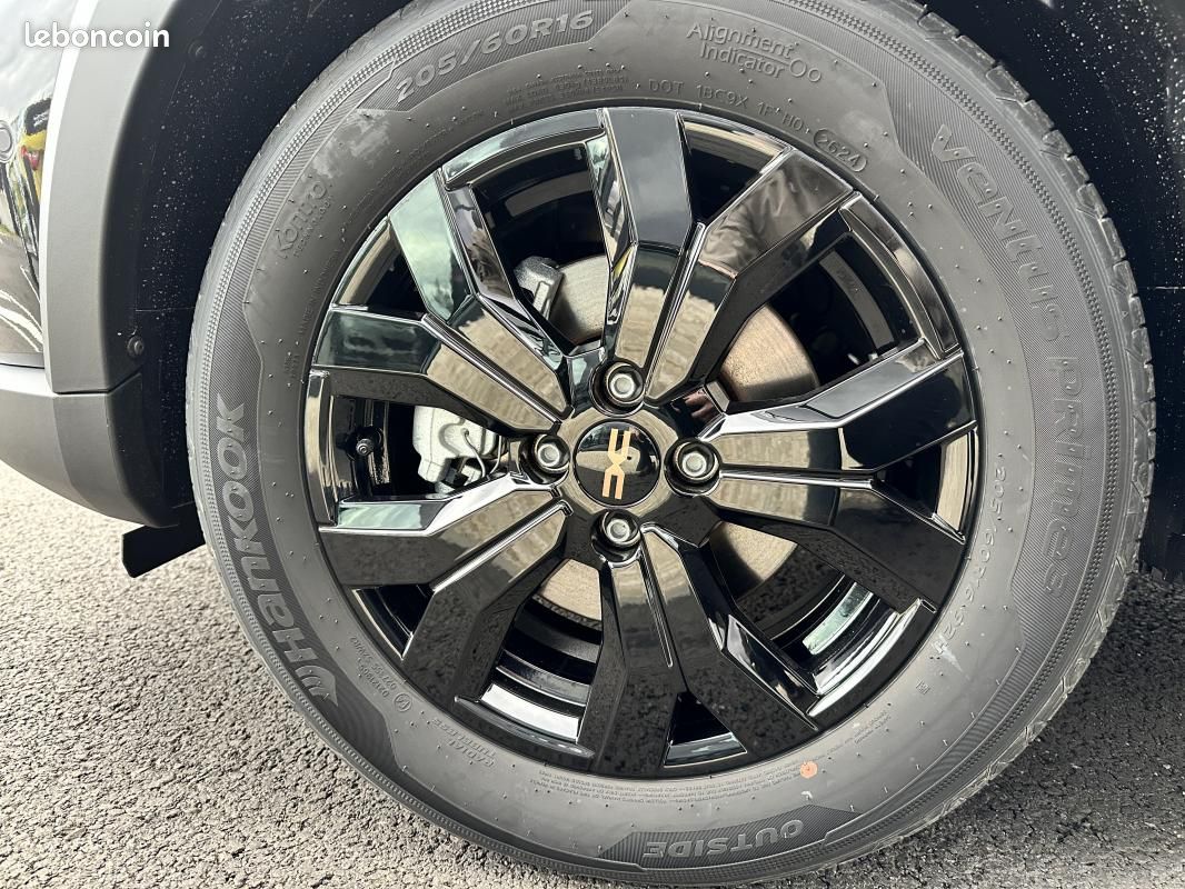 Dacia Jogger1.6 hybrid 140ch Extreme 5 places NOIR (image 9)