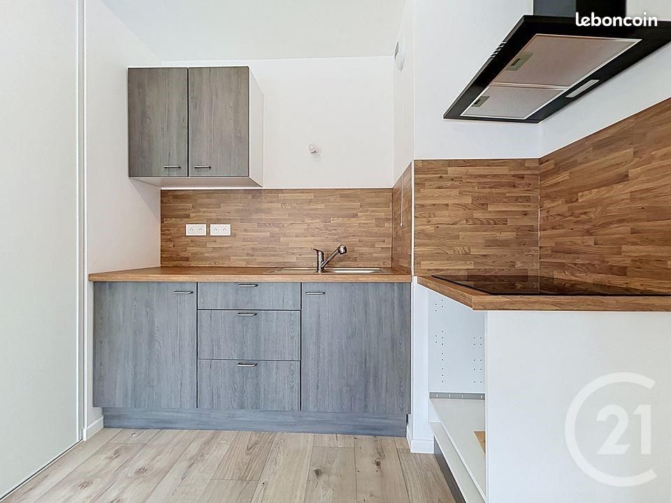 Appartement 2 pièces 47 m² · à Cannes-Écluse · 47 m² · 700 €