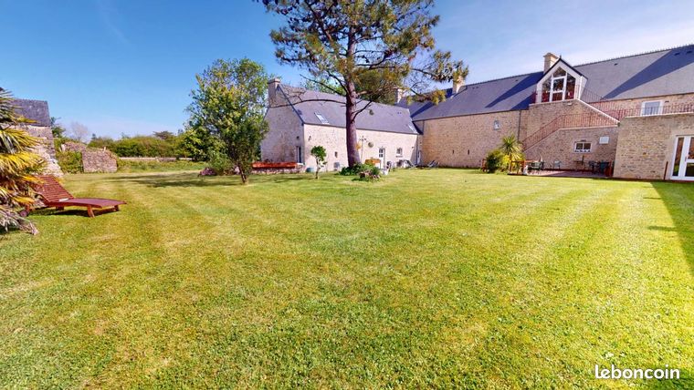 Maison 10 pièces 630 m²
