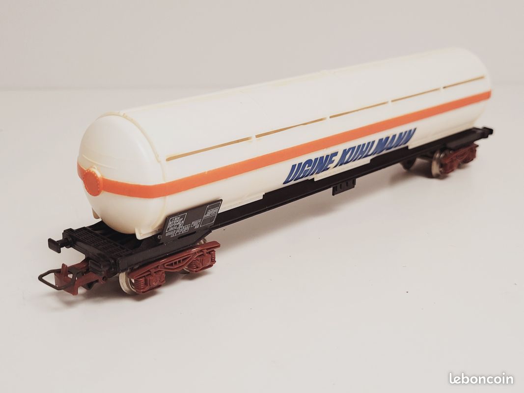 Train wagon N° 6513 Wagon citerne grande capacité 80 m3 UGRINE KUHLMANN Jouef Ho (image 6)