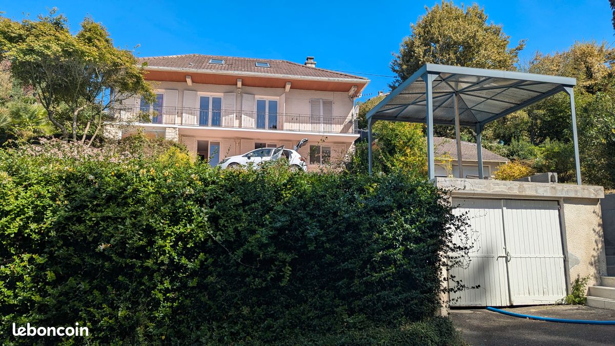 Maison 7 pièces 154 m² · à Buros · 154 m² · 320 000 €