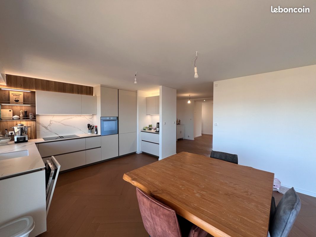 Appartement 4 pièces 134 m² · à Gaillard · 134 m² · 590 000 €