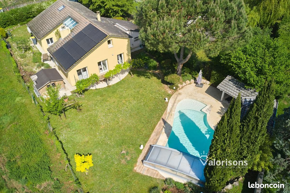 Maison 5 pièces 160 m² · à Villette-d'Anthon · 160 m² · 599 000 €