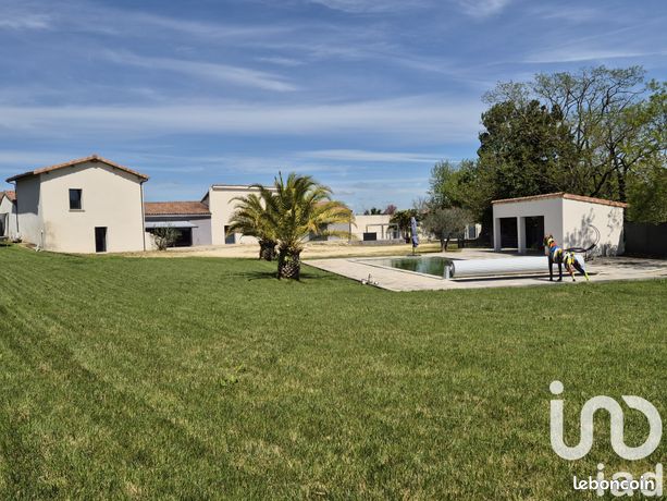 Propriété 7 pièces 338 m²