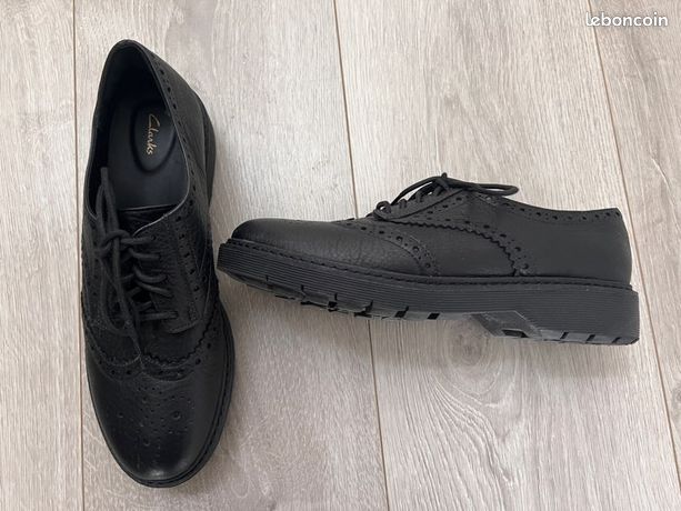 Clarks Derbies Witcombe Echo Blk Smooth Lea cuir Chaussures