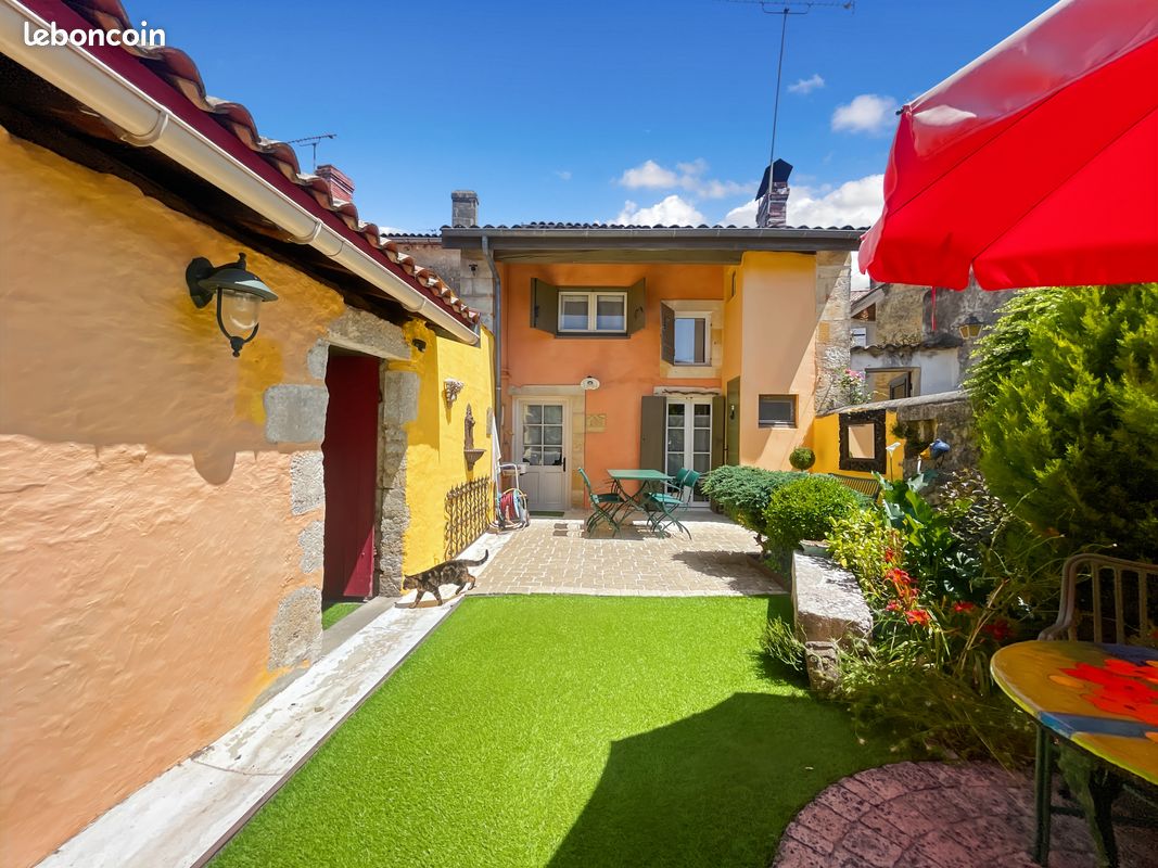 Maison 5 pièces 165 m² · à La Brède · 165 m² · 459 800 €