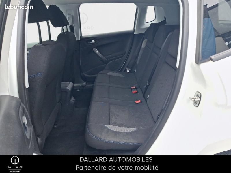 Peugeot 2008 1.2 PureTech 130ch E6.c Style S&S (image 10)