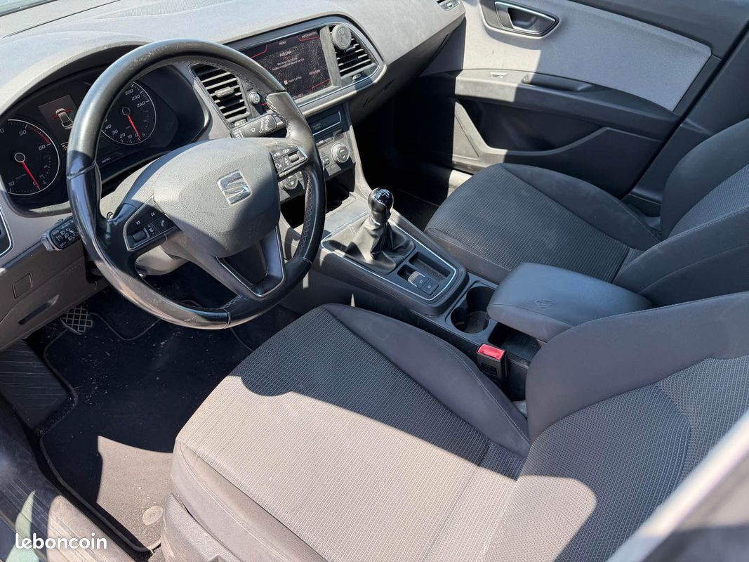 Seat leon 1.6 tdi 115ch phase 2 style business garantie (image 5)