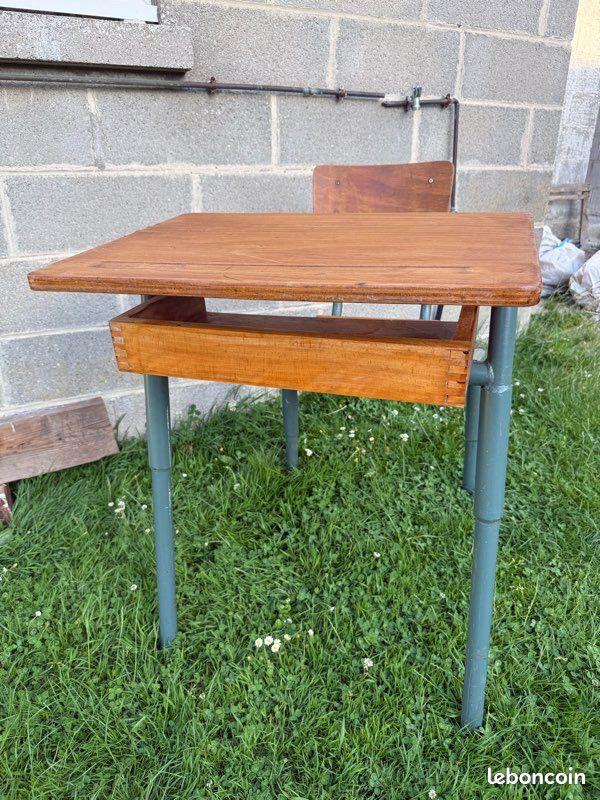 Table et chaises ancienne école (image 2)