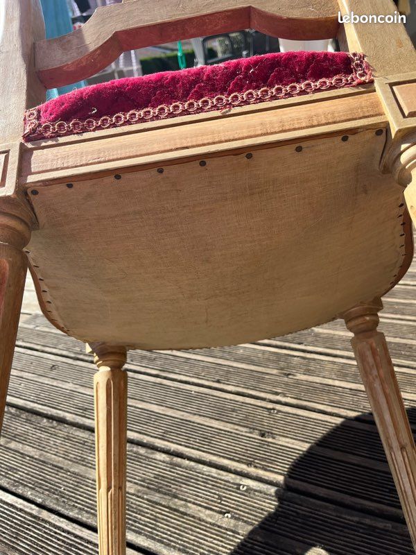 Lot 2 chaises anciennes (image 2)