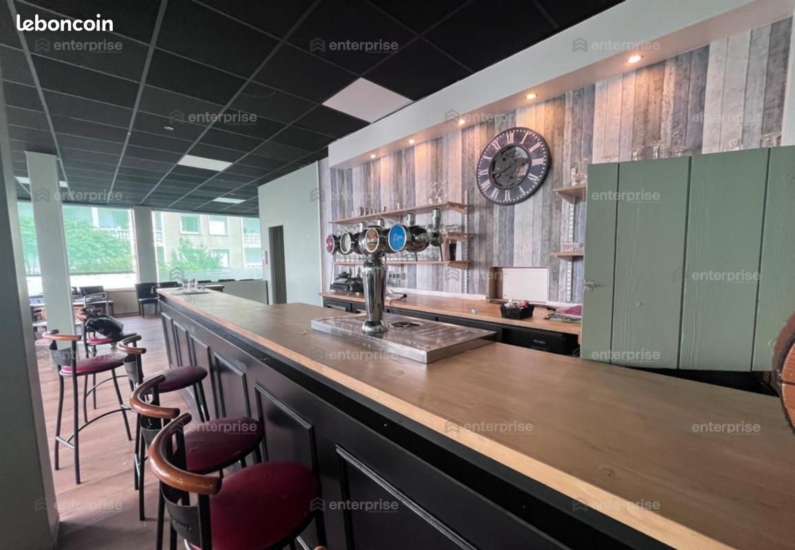 Local commercial 100 m² (image 10)