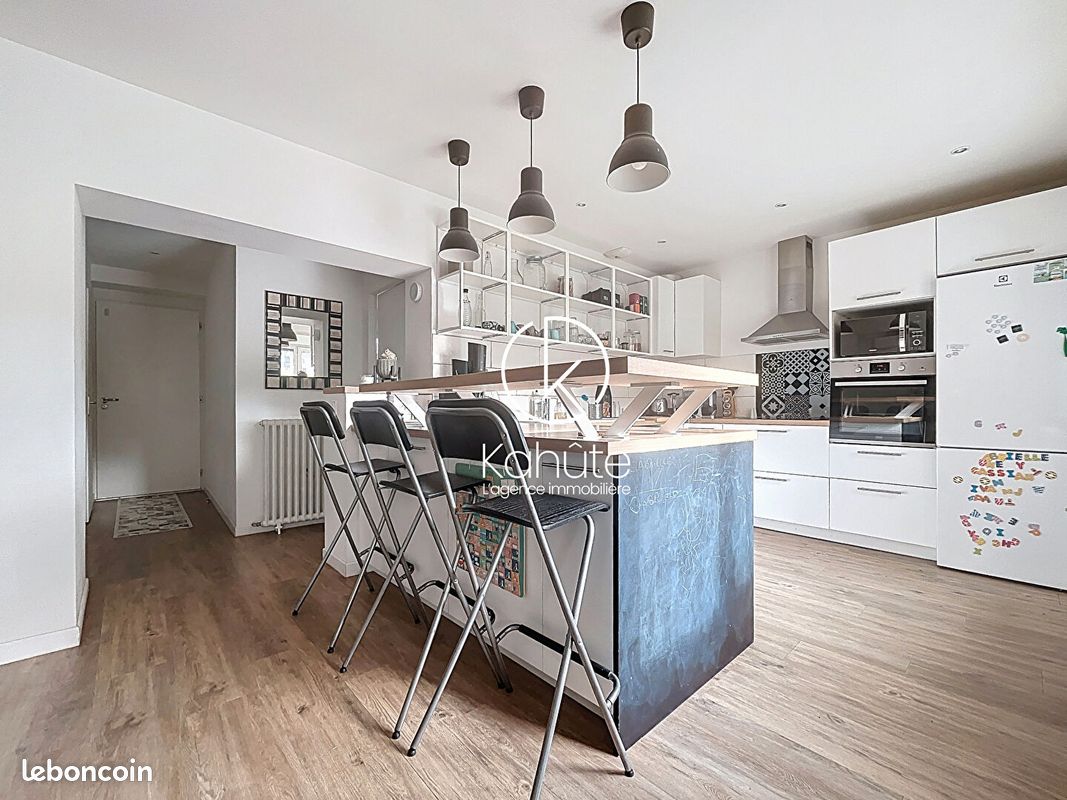 Maison 6 pièces 165 m² · à Saint-Romain-au-Mont-d'Or · 165 m² · 649 000 €