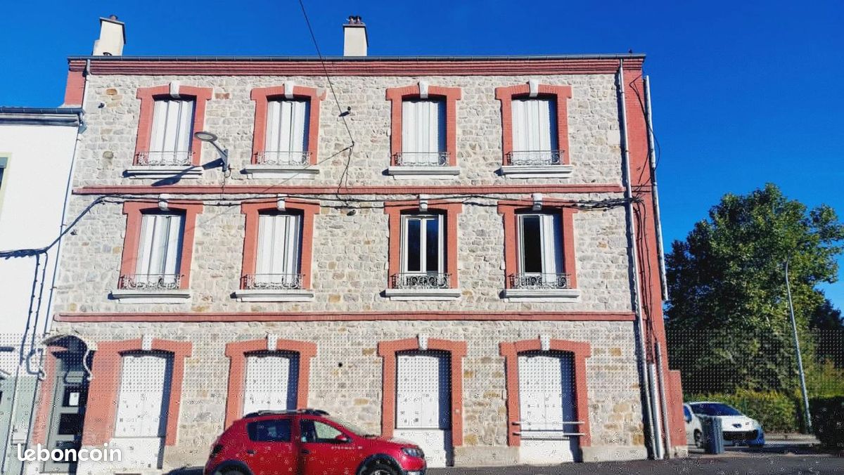 Appartement 1 pièce 37 m² · à La Ricamarie · 37 m² · 288 €/mois